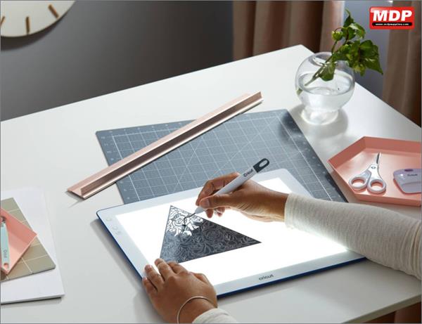 Cricut Brightpad Go