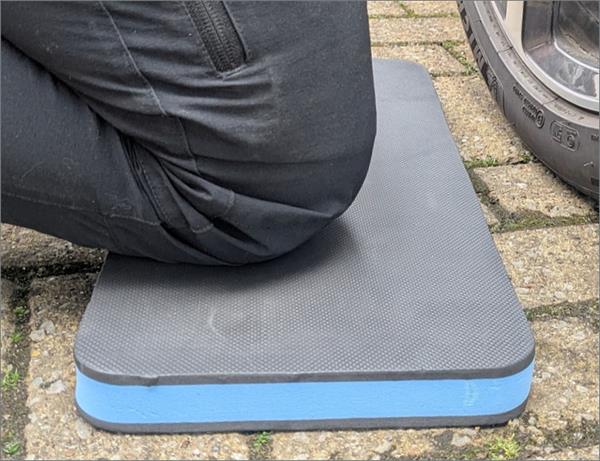 Heavy Duty Foam Kneeler - QD 5 Singles
