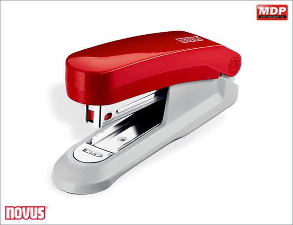 Novus Stapler E15 - Red